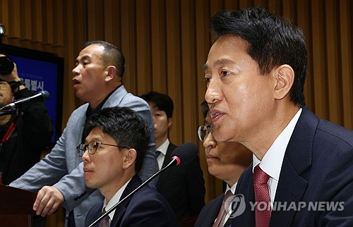 국감 대면 오세훈-명태균, 공방은 없어…여야 질의 속 고성도(종합 ...